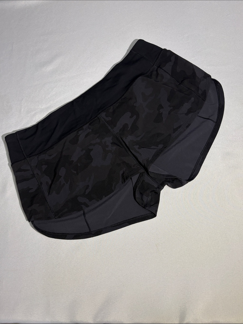 Lululemon athletica Black Camo Athletic Shorts Size 8